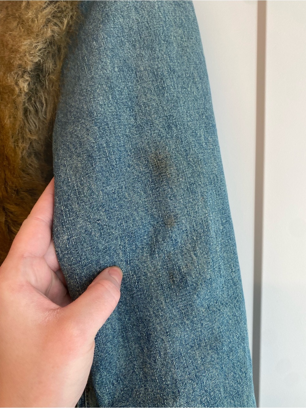 Vintage Y2K Denim Jacket with Brown Faux-Fur Trim - Picture 7 of 13